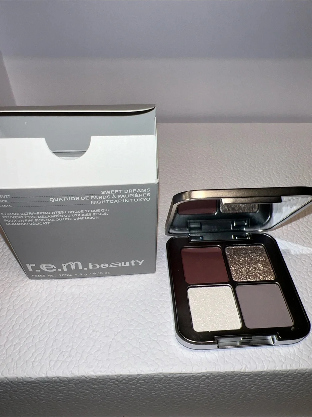 R.E.M. Beauty Sweet Dreams Eyeshadow Quad in Nightcap in Tokyo - 4 Shade Palette